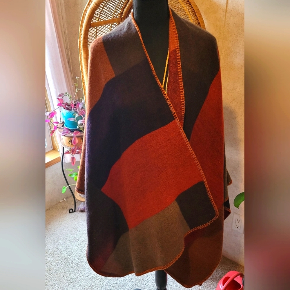 Free Sz Shawl